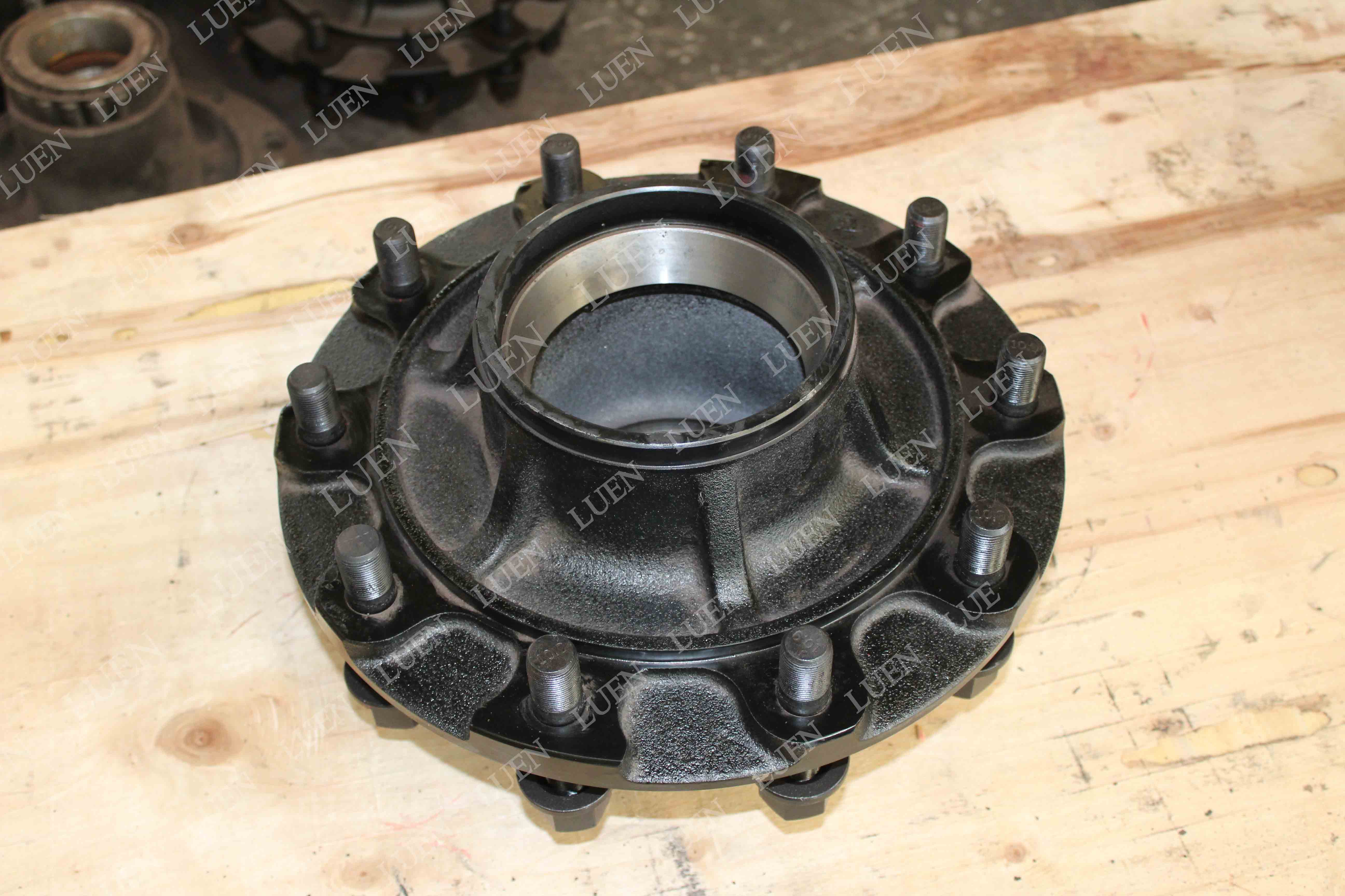 Cubo de rueda del eje 13t del remolque para remolque de cami&oacute;n