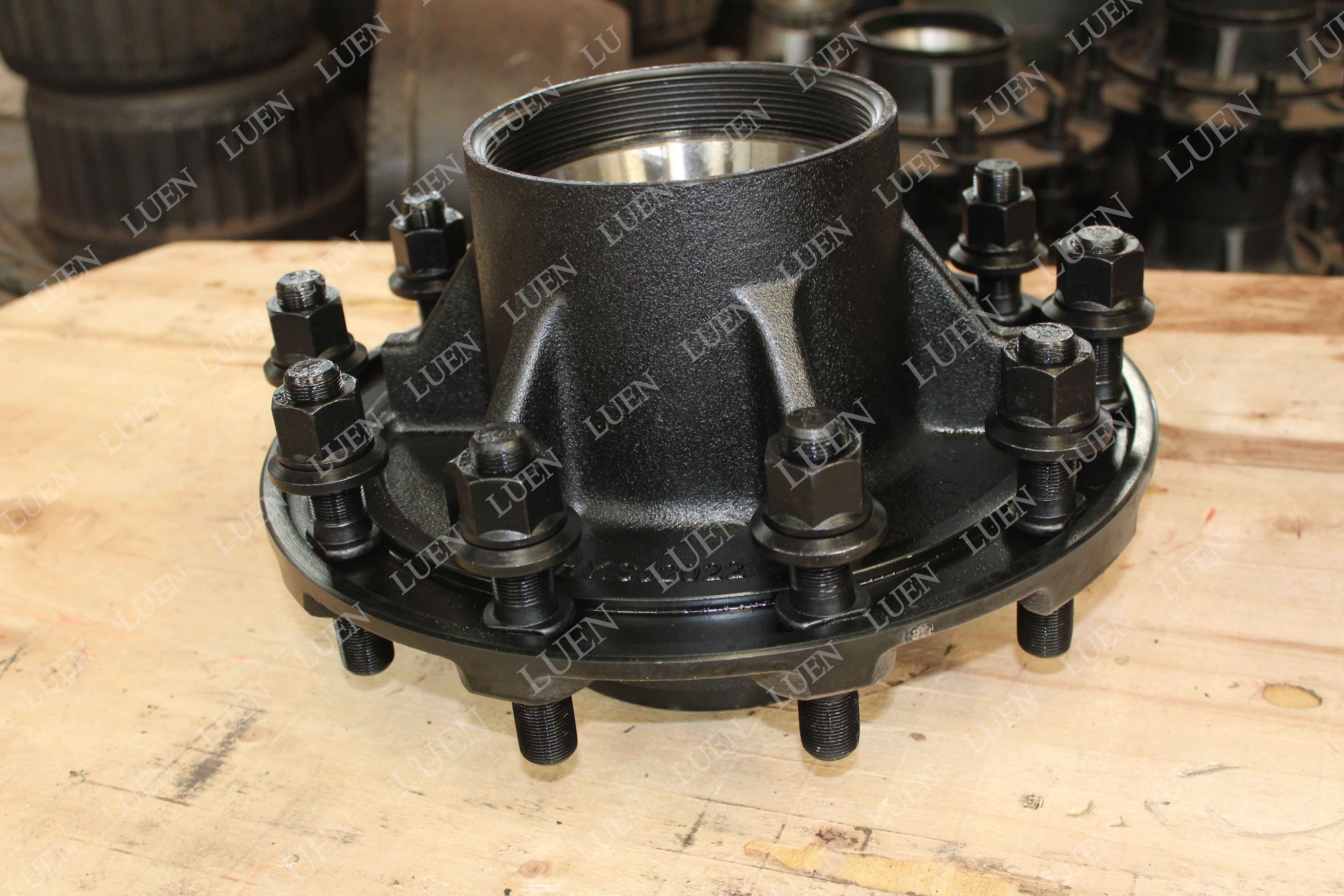 Cubo de rueda del eje 13t del remolque para remolque de cami&oacute;n